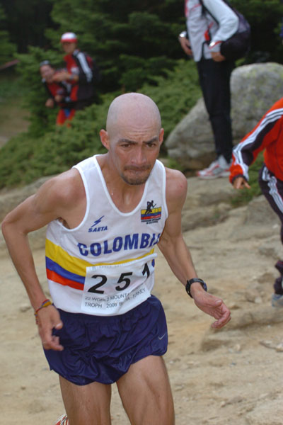 Rolando Ortiz winner of the World Mountain Running Trophy Championships!